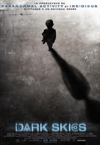 Dark Skies - Affiche