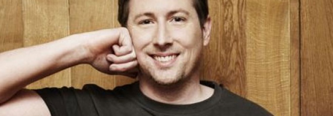 Joe Cornish dirige la Section 6